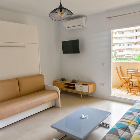 Estudio En Benalbeach Lägenhet Benalmádena Exteriör bild