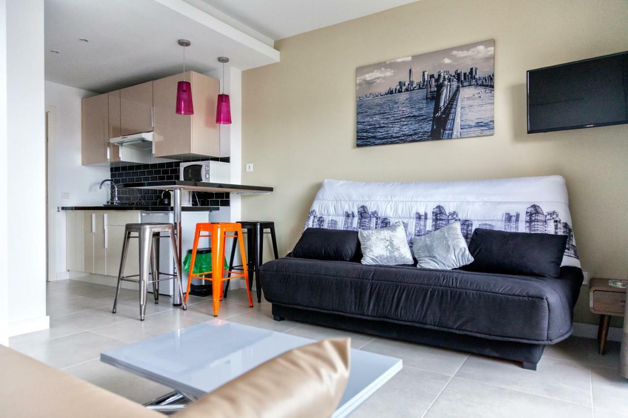 Estudio En Benalbeach Lägenhet Benalmádena Exteriör bild
