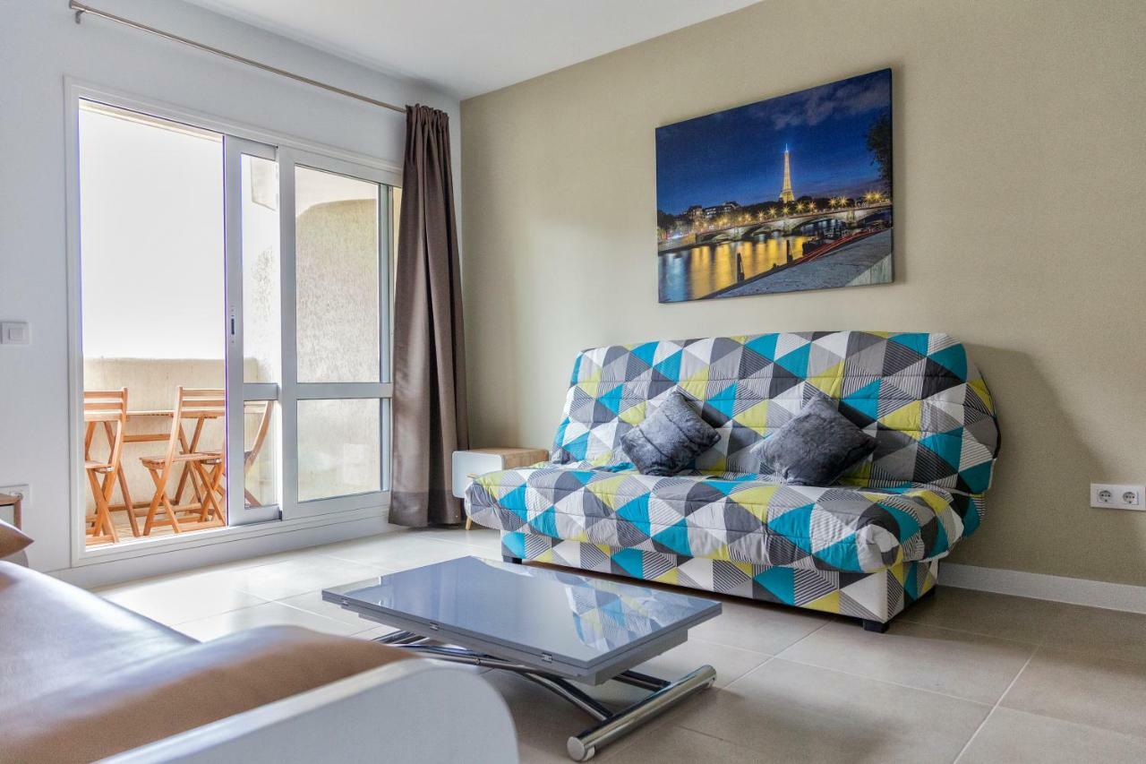 Estudio En Benalbeach Lägenhet Benalmádena Exteriör bild