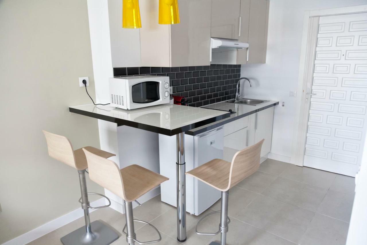 Estudio En Benalbeach Lägenhet Benalmádena Exteriör bild
