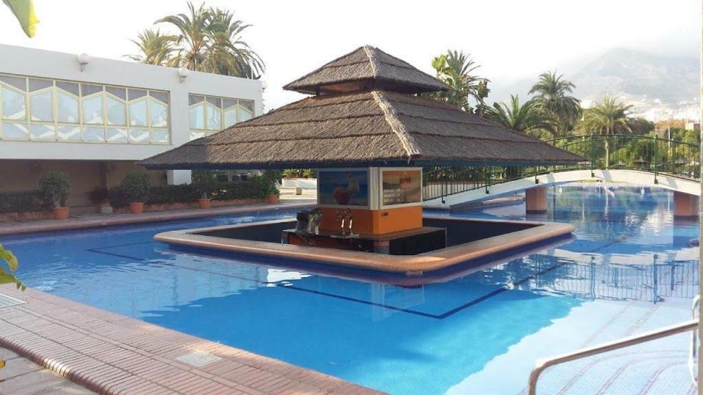 Estudio En Benalbeach Lägenhet Benalmádena Exteriör bild